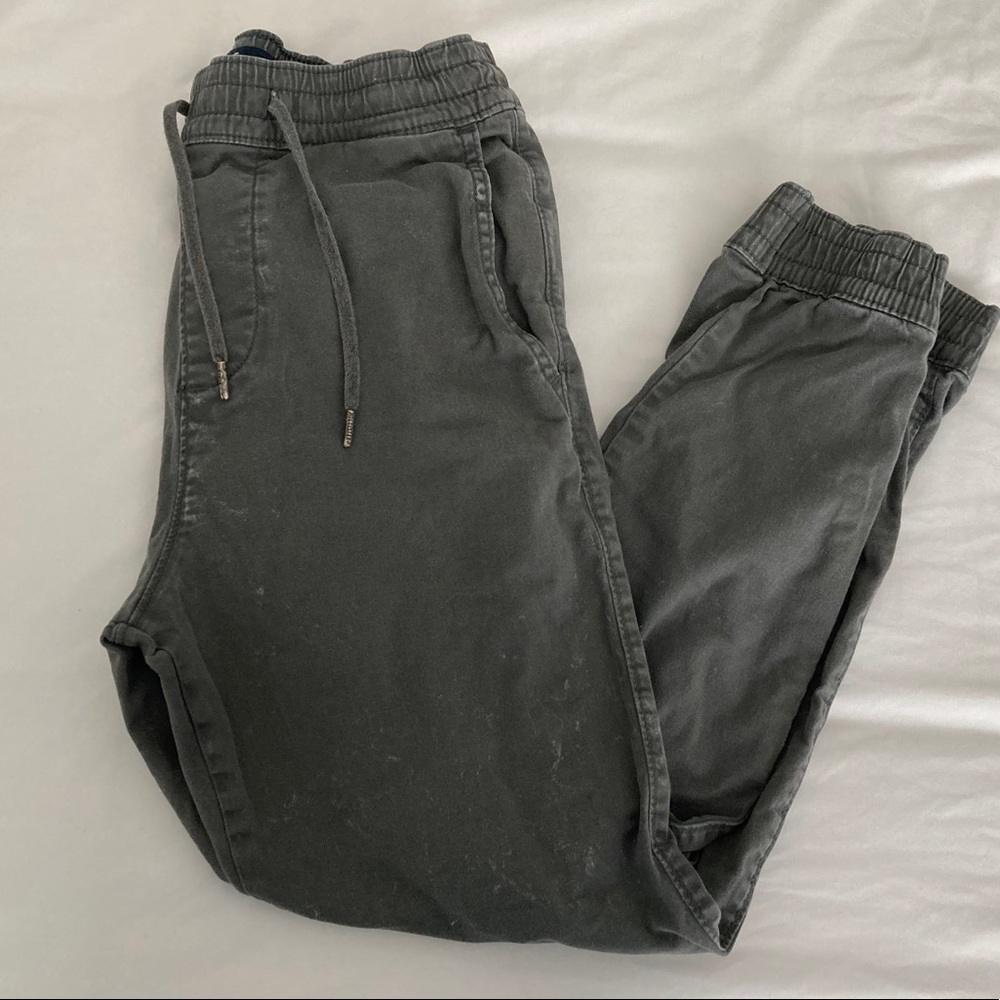 Hollister Men’s chino Jogger, size XS